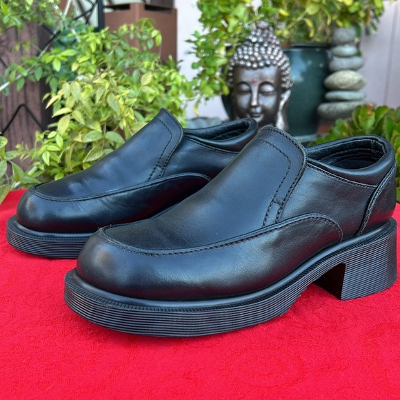 🏴󠁧󠁢󠁥󠁮󠁧󠁿 Vintage Dr. Martens MIE MONO BLACK Chunky Block Heel Loafers UK 5 - Picture 4 of 17